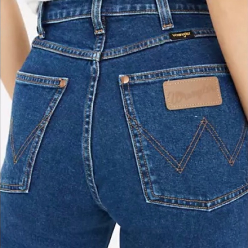 Wrangler Icons size 24 jeans high waisted